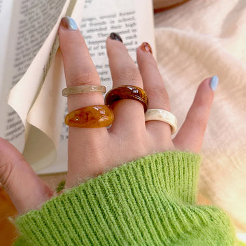 DAIIIBABYYY  -  4Pcs Vintage Resin Irregular Geometry Ring Set For Women's Personalized Fashion Simple Acrylic Rings Hand Stackable Jewelry Gift